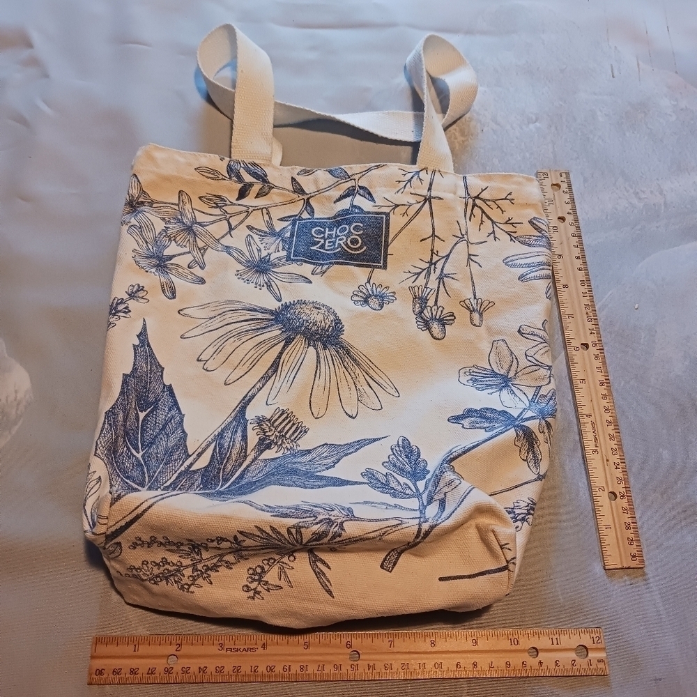 Croc Zero Tote - Picture 3 of 4